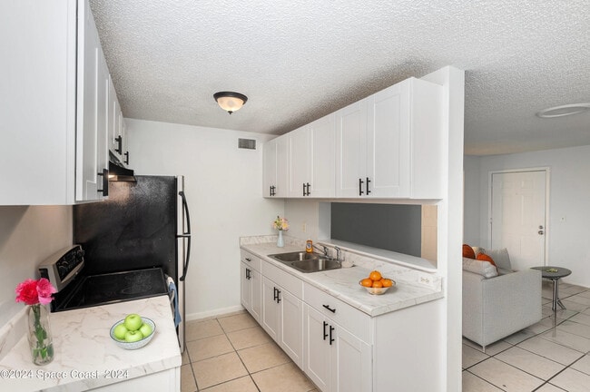 Building Photo - 2181 Agora Cir SE