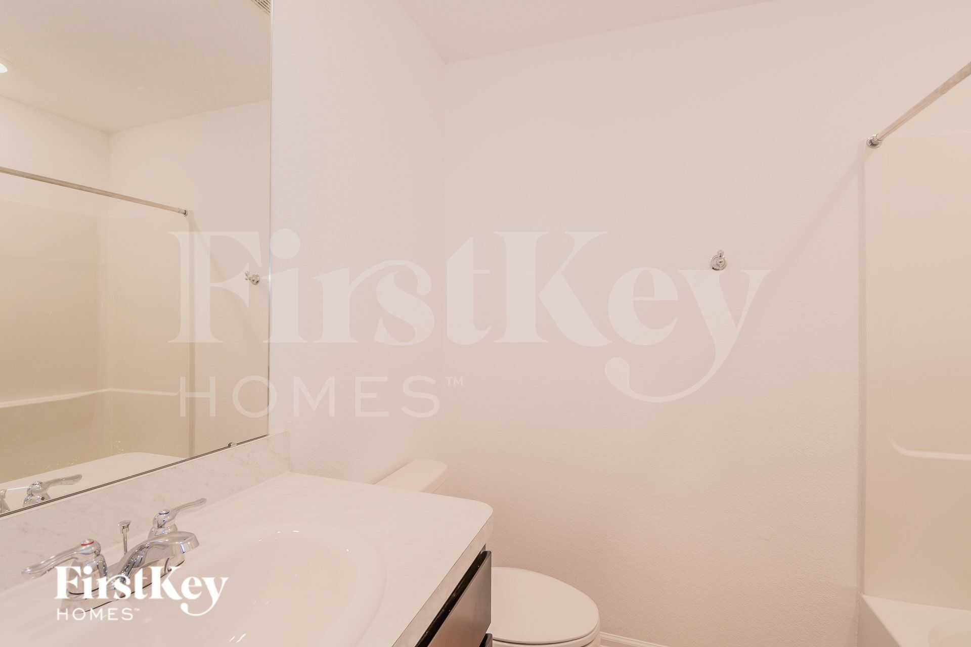 Building Photo - 453 Maple Bnd Ln