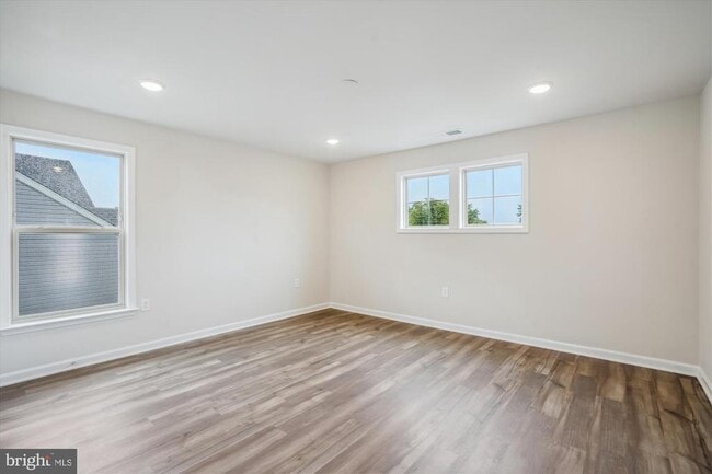 Building Photo - 21812 Hawksbill High Cir
