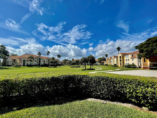 Building Photo - 120 Yacht Club Way