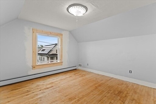 Building Photo - 58 Calmar St