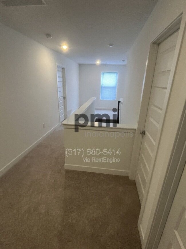 Building Photo - 10819 Gate Cir