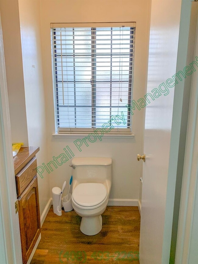 Building Photo - 357 W Rincon Ave