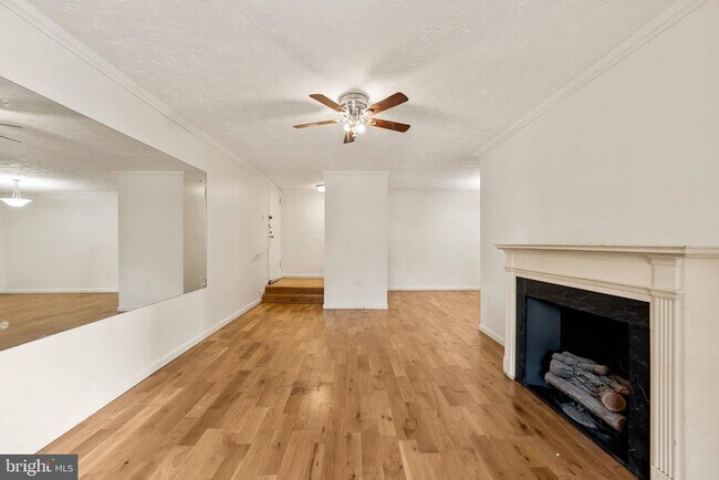 Building Photo - 7716 Hanover Pkwy
