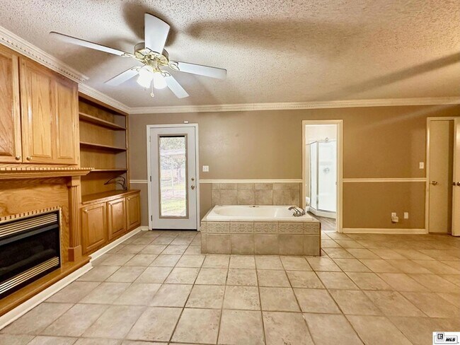 Building Photo - 1448 French Turn Rd