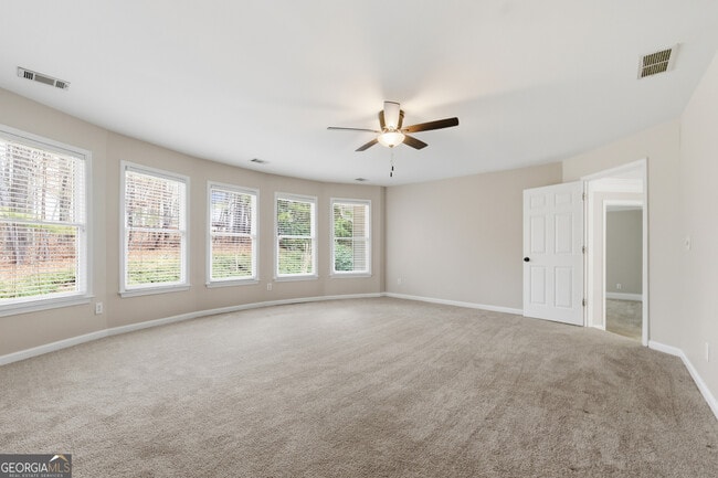 Building Photo - 2570 Wood Creek Ct NE