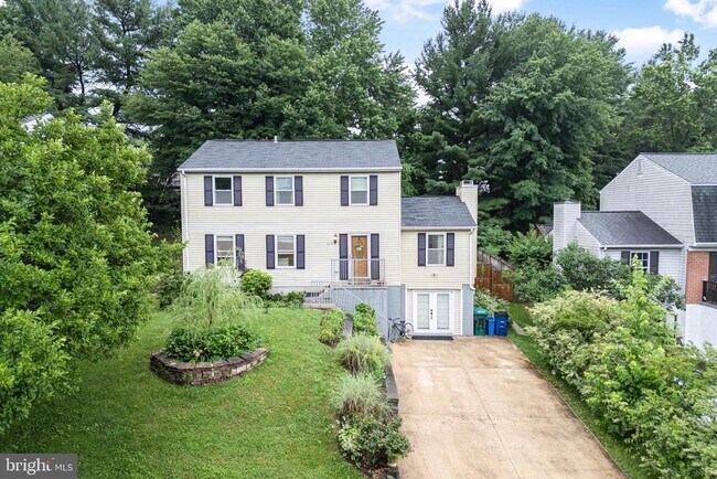 Building Photo - 25921 Largo Ct