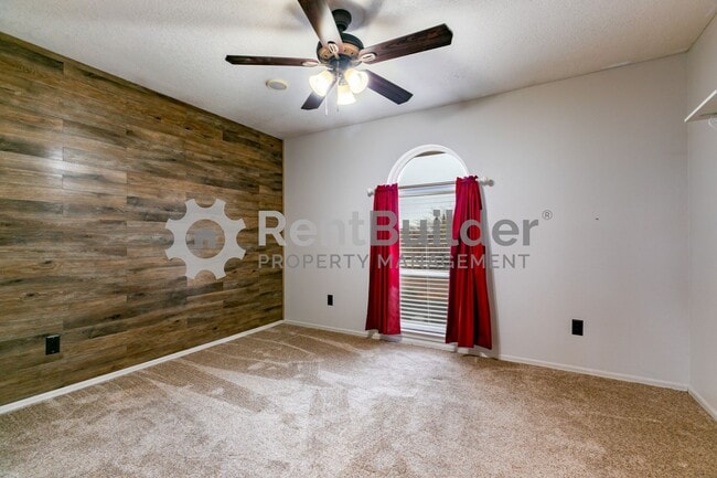 Building Photo - CALL US TODAY AT (505) 808-6467 TO SCHEDULE A VIEWING AND MAKE THIS YOUR NEW HOME!!