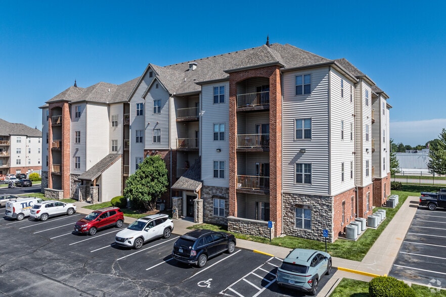 Primary Photo - Coryell Courts Apartments
