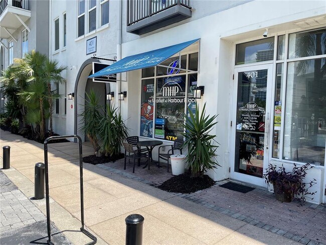 Building Photo - 700 S Harbour Island Blvd