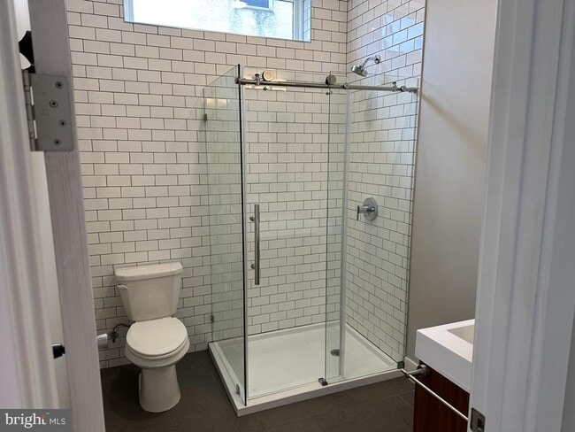 Building Photo - 907 Leland St