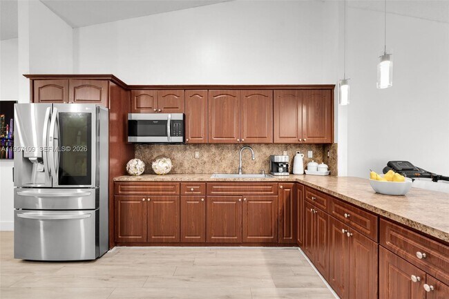 Building Photo - 7531 W 29th Way