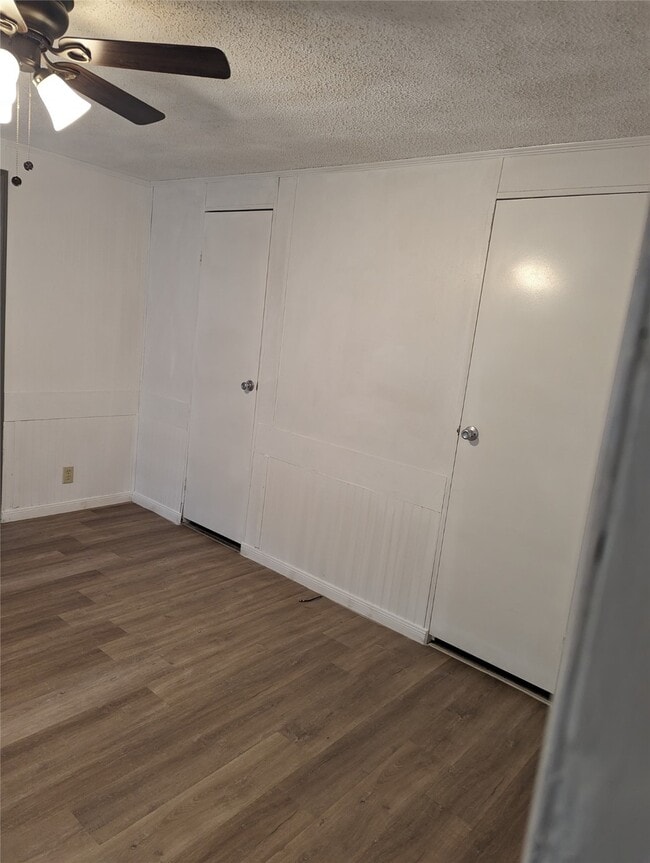 Building Photo - 10014 Cedar Landing Dr
