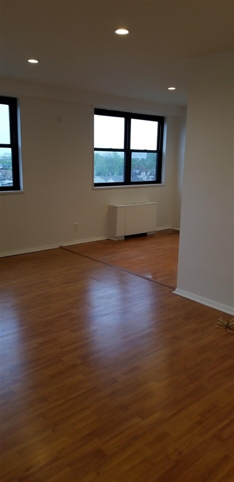 Building Photo - 1225 John F. Kennedy Blvd