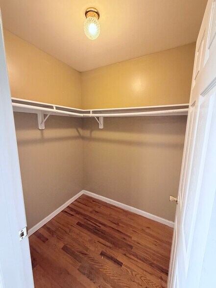 Building Photo - 181 Camden St