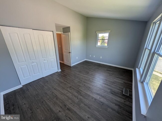 Building Photo - 15300 Gunsmith Terrace