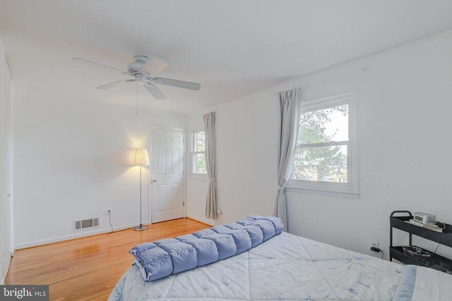 Building Photo - 13724 Penwith Ct
