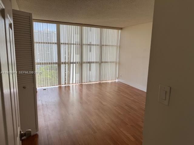 Building Photo - 18181 NE 31st Ct