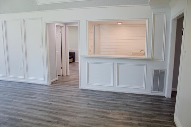 Building Photo - 2015 Tucumcari Dr