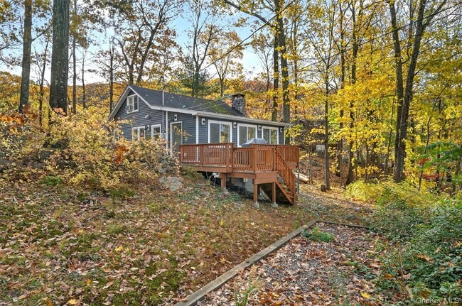 Primary Photo - 7 4th Rd