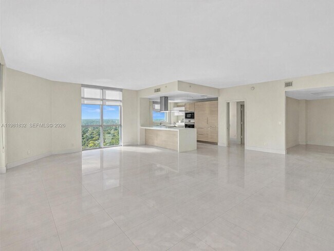 Building Photo - 17301 Biscayne Blvd