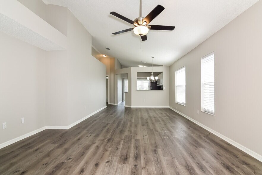 Building Photo - 22649 St Thomas Cir