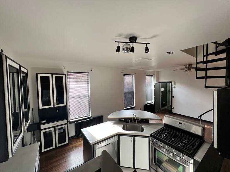 Building Photo - 845 N 23rd St