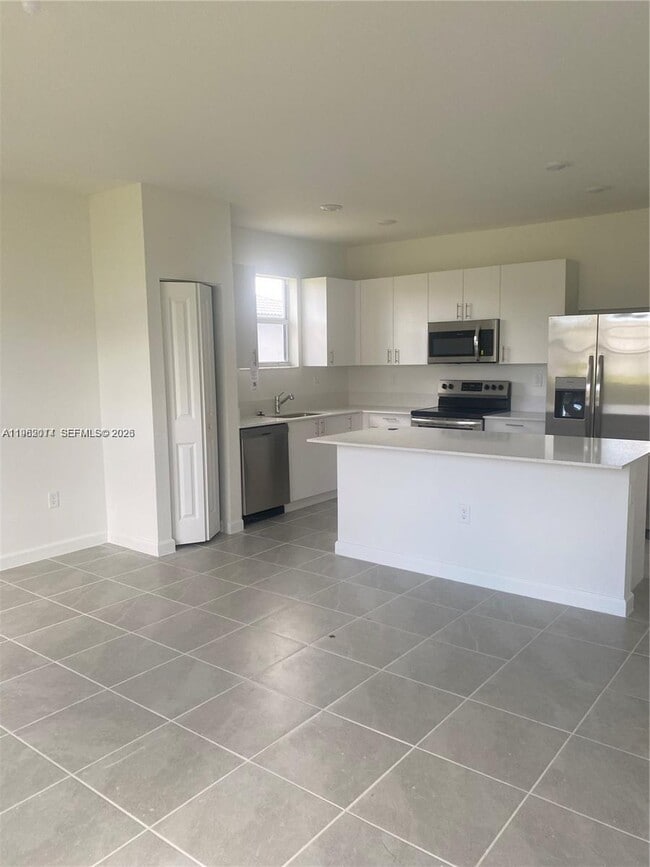 Building Photo - 28857 SW 163rd Ct