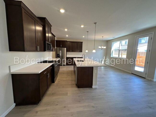Building Photo - 862 Furlong Dr
