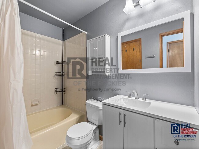 Building Photo - 1013 Kremmling Ln