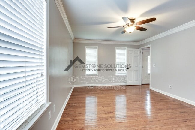 Building Photo - 1135 Wedgewood Dr