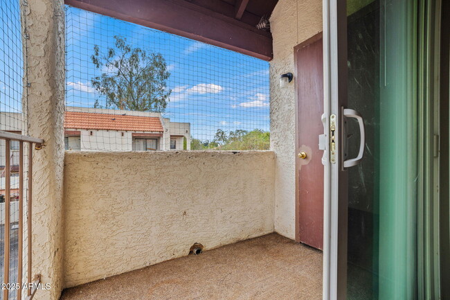 Building Photo - 645 W Rio Salado Pkwy