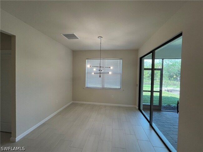 Building Photo - 2122 Yellowfin Cir