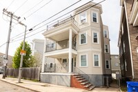 Building Photo - 32 Victory Rd