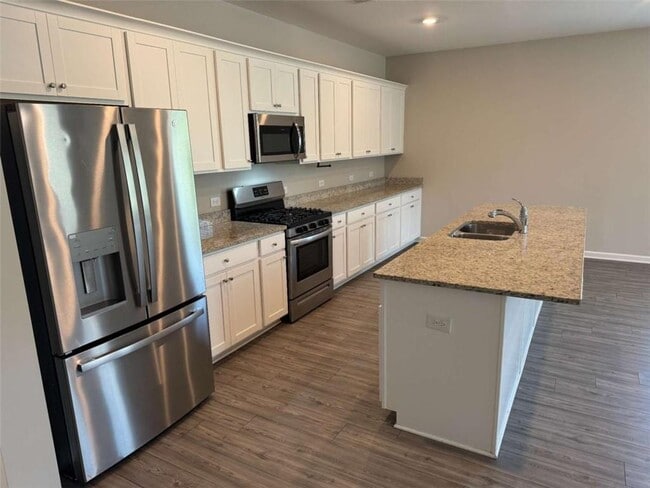 Building Photo - 312 Grey Falcon Ave
