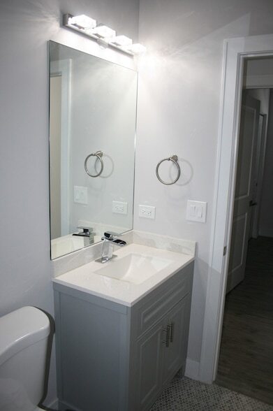 Building Photo - 3706 N Drake Ave