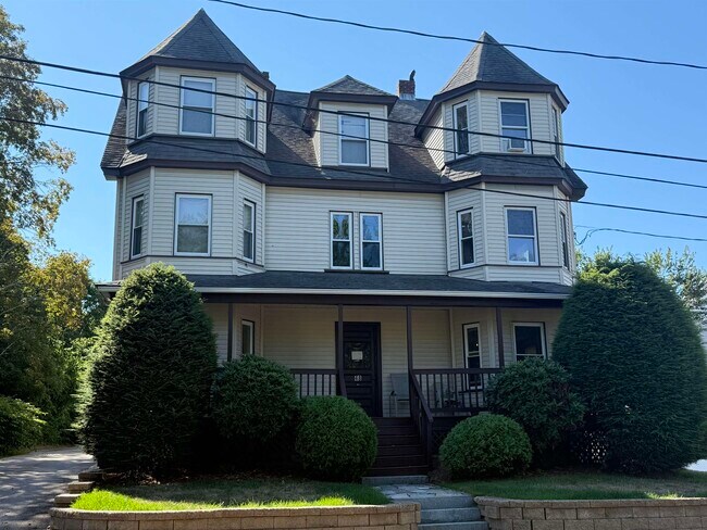 Primary Photo - 48 South Ave