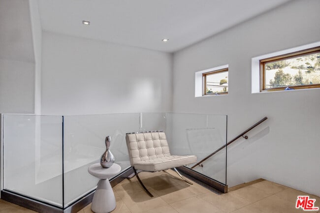 Building Photo - 1929 N Curson Ave