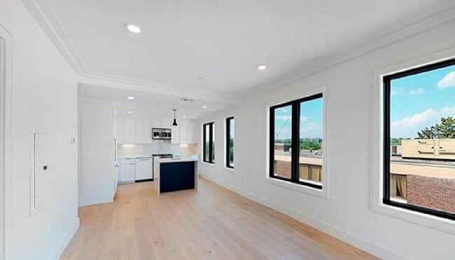 Building Photo - 52 Leo M Birmingham Pkwy