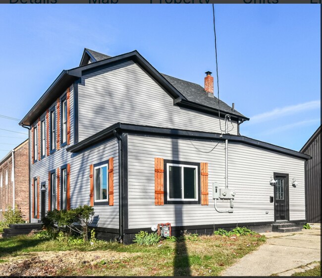 Building Photo - 809 Noble St