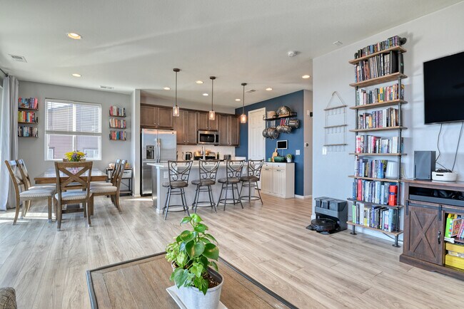 Building Photo - 9857 Beckham St