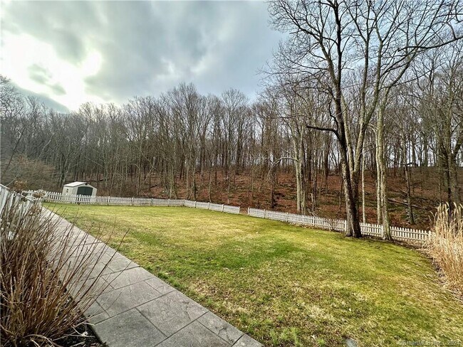 Building Photo - 224 Hattertown Rd