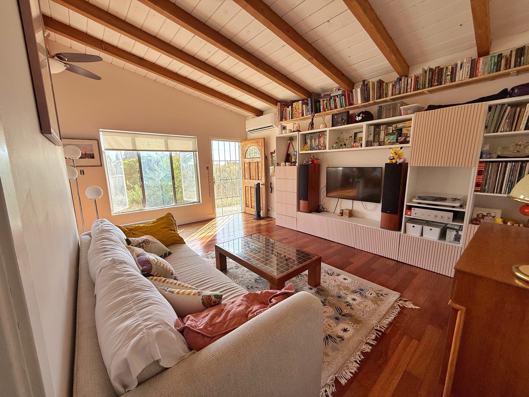 Building Photo - 1231 Montecito Dr