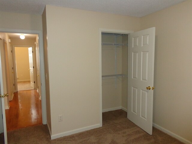 Building Photo - 7859 Parkmont Dr