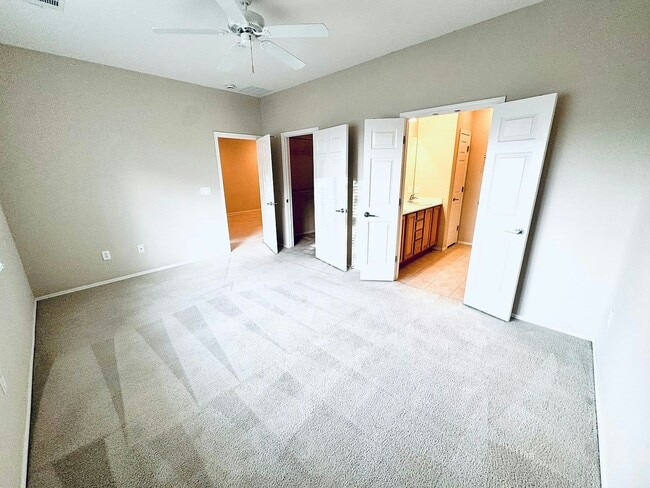 Building Photo - 2529 Nashira St