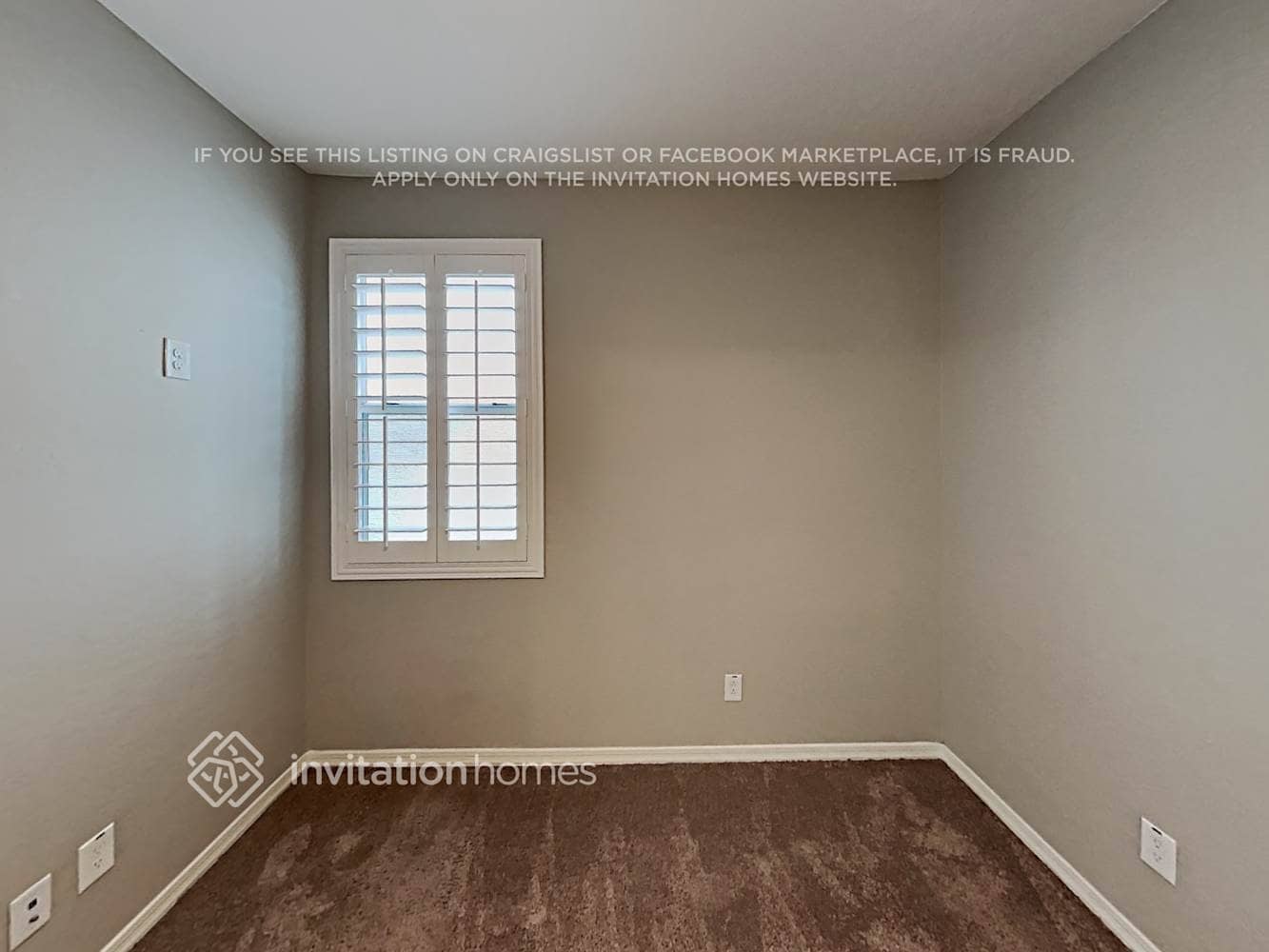 Building Photo - 4282 E Toledo St