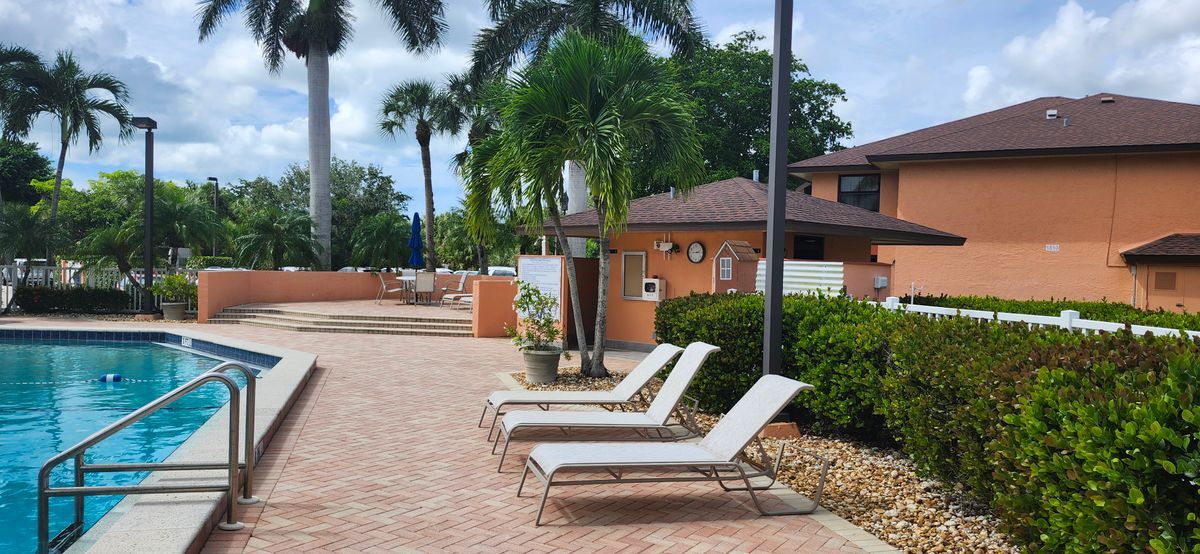 Building Photo - 1512 Mainsail Dr