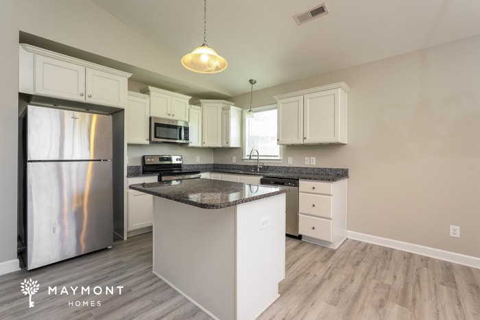 Building Photo - 155 Mountain View Church Rd