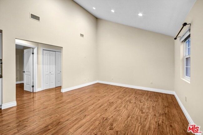 Building Photo - 4020 Brunswick Ave