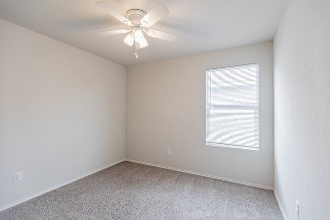 Building Photo - 10799 Giacconi Dr